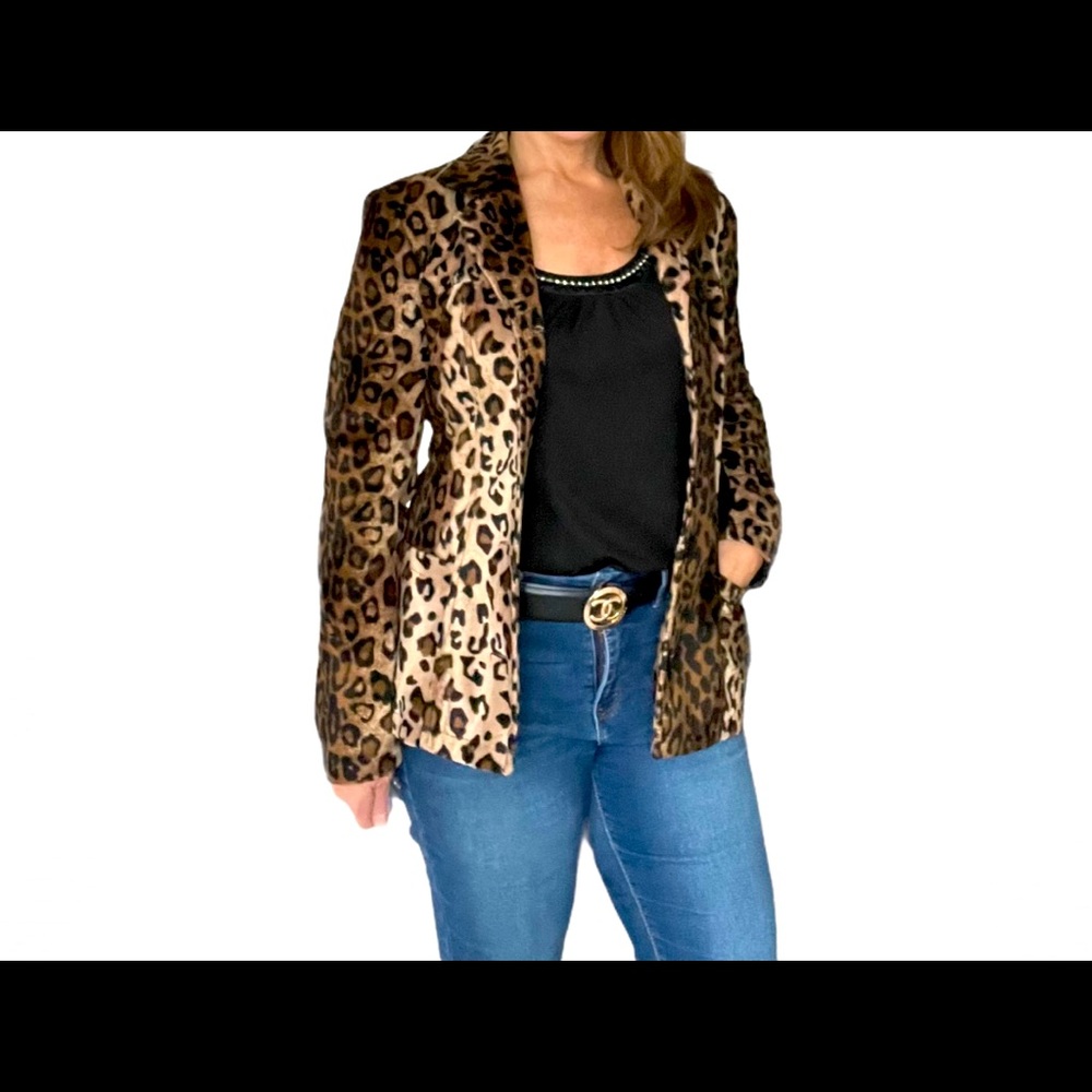 Leopard 🐆 print blazer